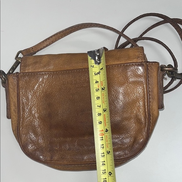 Liebeskind Berlin leather mini crossbody bag/ tan / preowned - Picture 6 of 12